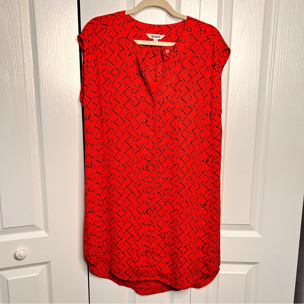 BB Dakota Women's Red Black Button Down Sleeveless High Low Dress Size Medium